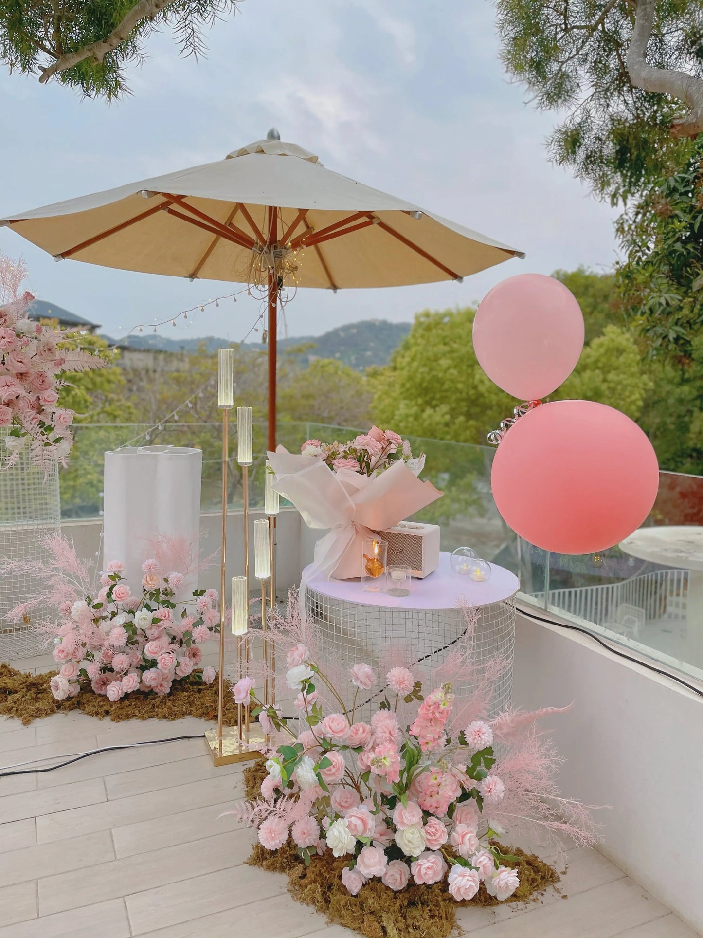 Floral & Balloon Styling Rosy Isle